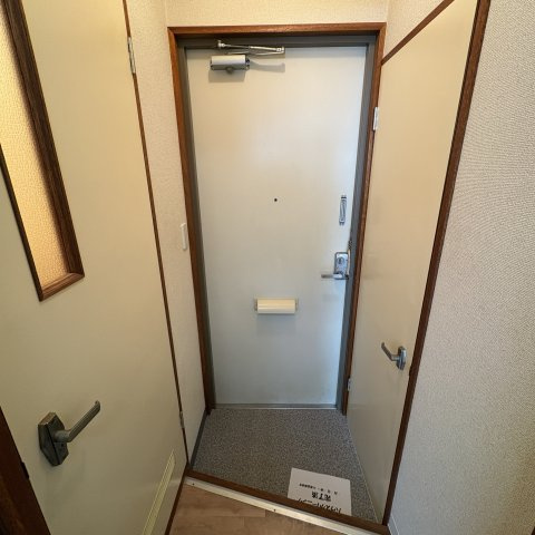 プラザマンション水元の玄関