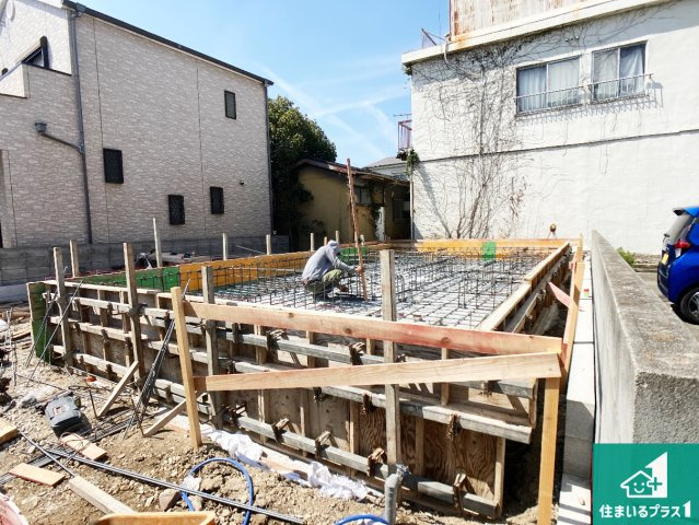 加古川市加古川町本町　第1期　新築一戸建ての外観|周辺は落ち着いた街並みの住宅地！子育てがしやすい住環境です！まだ未完成ですが、現地でしかわからない事もございます。是非一度ご覧ください。