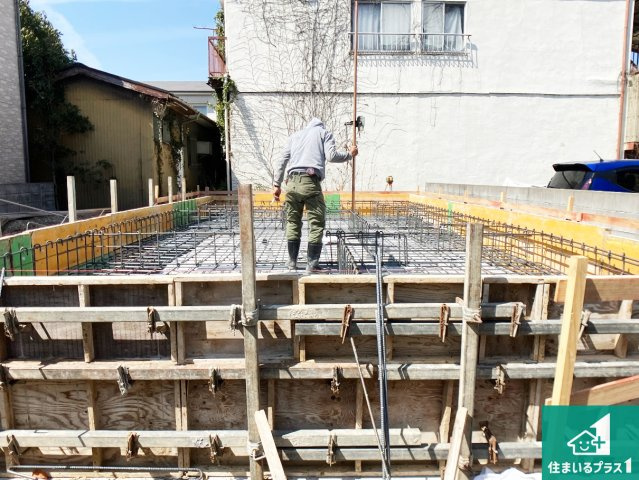 加古川市加古川町本町　第1期　新築一戸建ての外観|周辺は落ち着いた街並みの住宅地！子育てがしやすい住環境です！まだ未完成ですが、現地でしかわからない事もございます。是非一度ご覧ください。