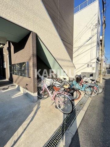 メゾンショコラEのロビー|毎日通るロビーはこのようになっています
