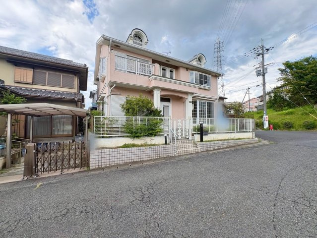 草津市笠山6丁目　中古戸建ての外観