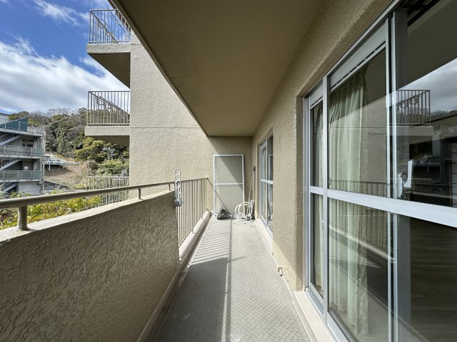 ガーデンハイツ須磨B棟のバルコニー