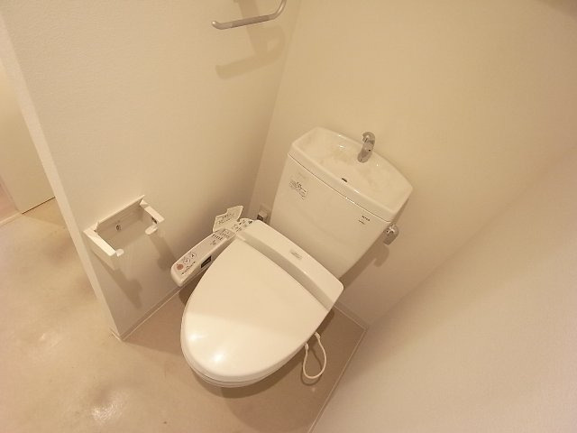 HF博多東レジデンスのトイレ