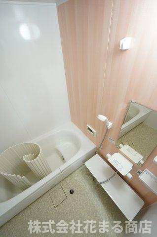 アメニティ21の浴室|物件、駅でお待ち合わせでのご案内歓迎！