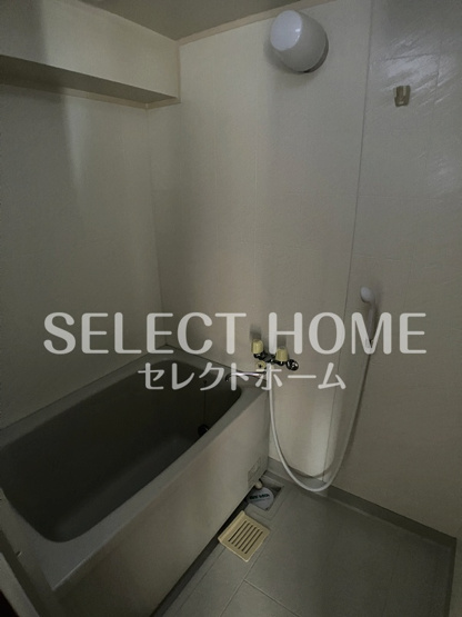 【浴室】 | ＲＩＶＥＲＳＩＤＥ　Ｎ | コンパクトで使いやすいお風呂です