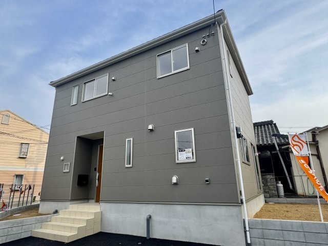 阪南市箱作第２　1号棟の外観|見学予約について
平日はもちろん、夜間のご案内も承っております。お気軽にお問合せください。