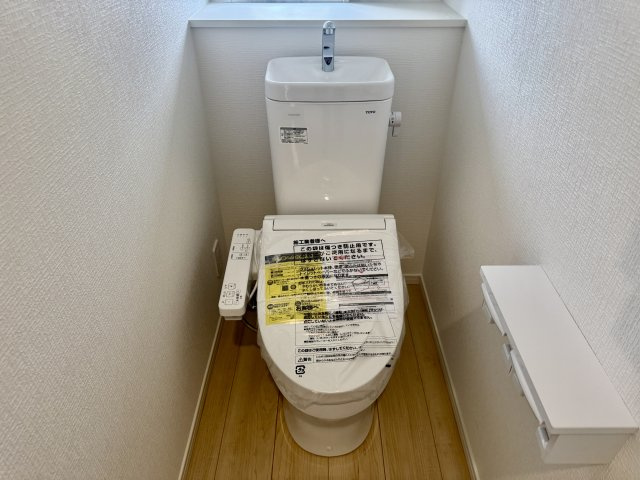 阪南市箱作第２　1号棟のトイレ|１階にも２階にもあるので「すぐそこにある」安心感を提供します。