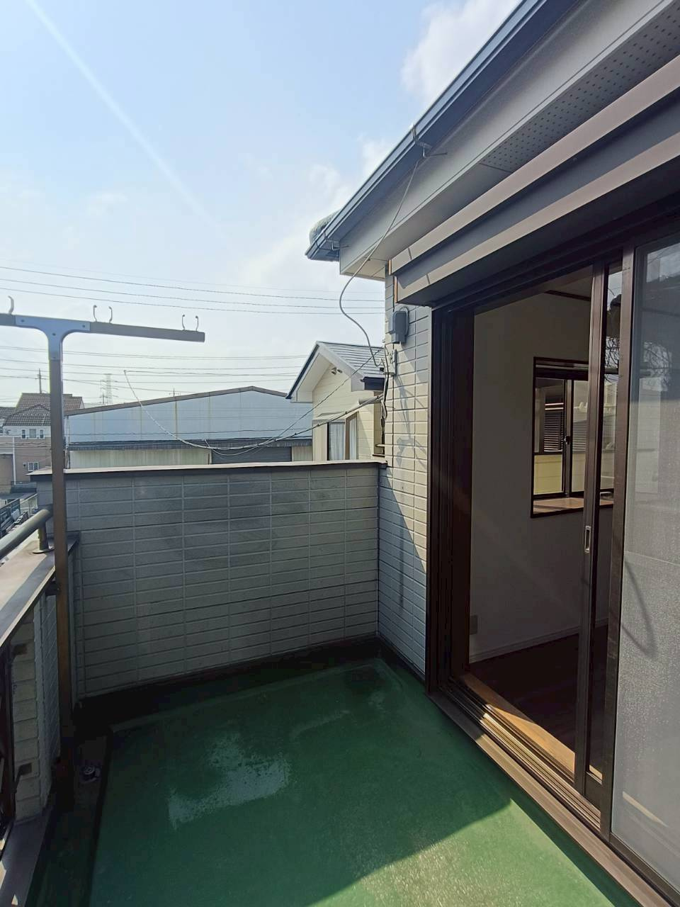 八潮市　緑町4丁目　中古戸建のバルコニー|陽当たり良好なバルコニーです