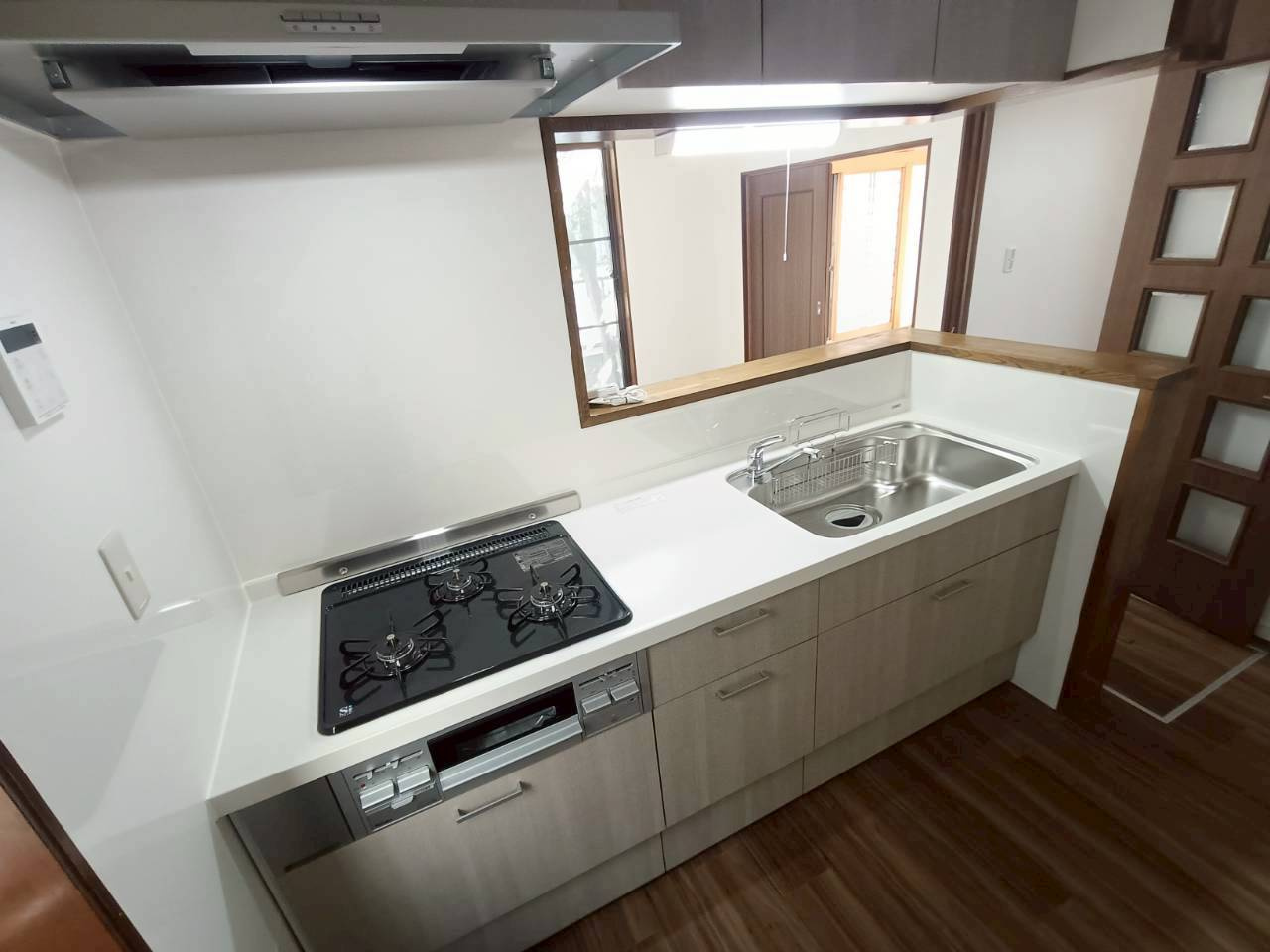 八潮市　緑町4丁目　中古戸建のキッチン|お料理しやすいキッチンです