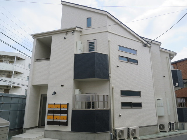 ル・ブランローズ小岩の外観|スタイリッシュな造りの外観です!