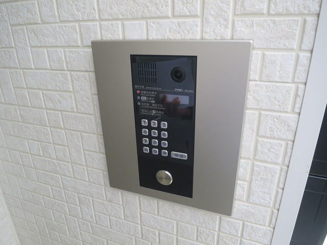 ル・ブランローズ小岩のセキュリティ|オートロック完備で一人暮らしも安心!