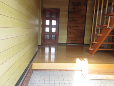 【玄関】 | 城西町貸家