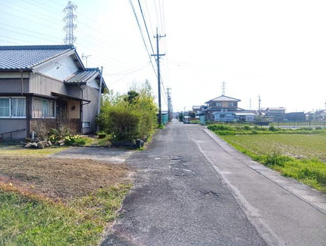 売中古戸建　藤枝市平島の前面道路含む現地写真|のどかな雰囲気漂う静かな場所です！