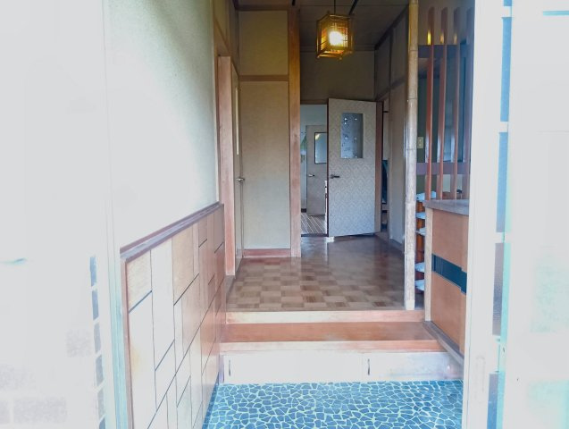 売中古戸建　藤枝市平島の玄関
