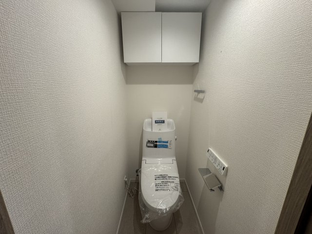 ダイアパレス東陽町のトイレ|白を基調とした清潔感溢れるトイレです♪