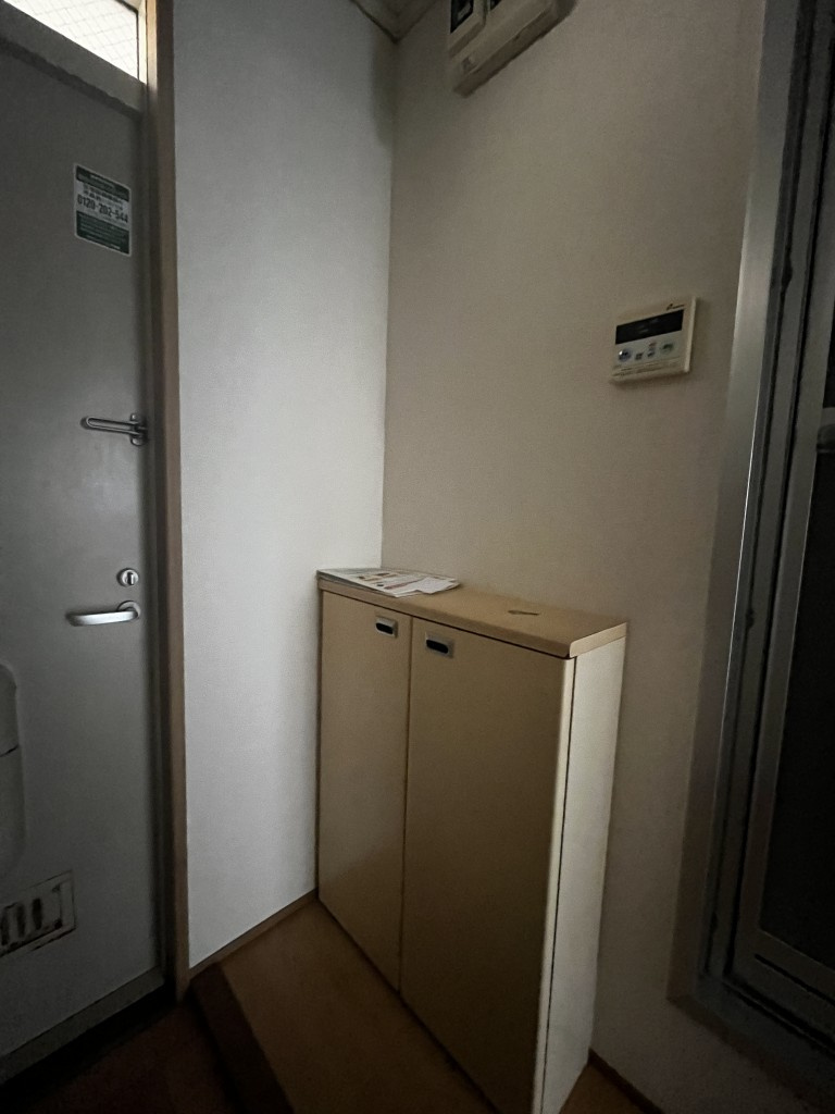 メゾンいずみの玄関