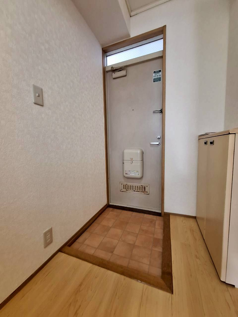 メゾンいずみの玄関