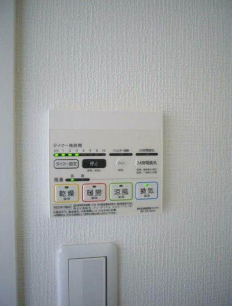 プティ　コッフルの玄関