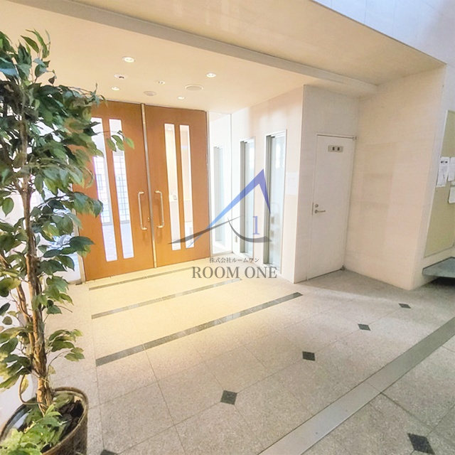 ウイングルートのエントランス|エントランスです。