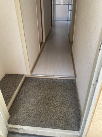 六甲道レクランの玄関
