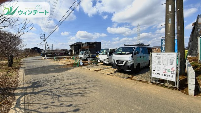 土浦市神立町2097番　新築戸建　C号棟の前面道路含む現地写真|見通しの良い前面道路で、お子様の通学も安心。閑静な住宅街に位置する好立地です♪