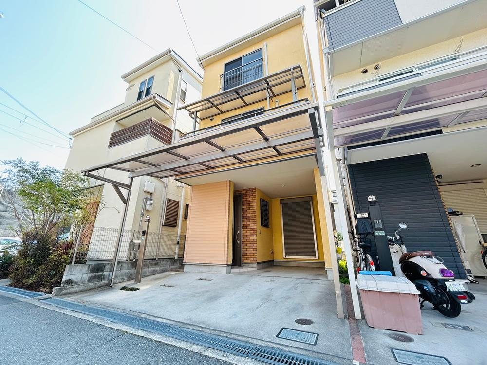 豊中市服部南町5丁目　中古戸建の外観