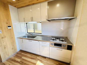 豊中市服部南町5丁目　中古戸建のキッチン