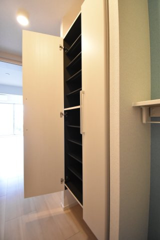 リアライズ長居公園通の収納