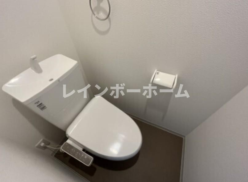 ジーメゾン越谷大袋のトイレ