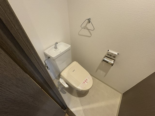 サウザー岡本のトイレ