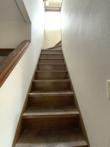 加古川市野口町長砂 土地（古家あり）のその他|建物内（階段）