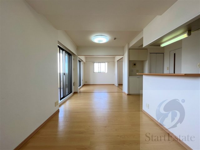 【居間・リビング】の画像