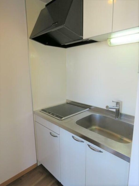 新宿区西落合２丁目の賃貸マンションのキッチン