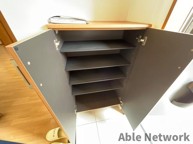 ロココ TACHIBANAYAの玄関|シューズボックス付き