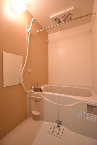 フジパレス我孫子西Ⅰ番館の浴室