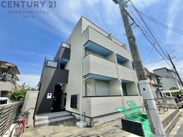 オートロック、モニター付きインターホンついてます♪