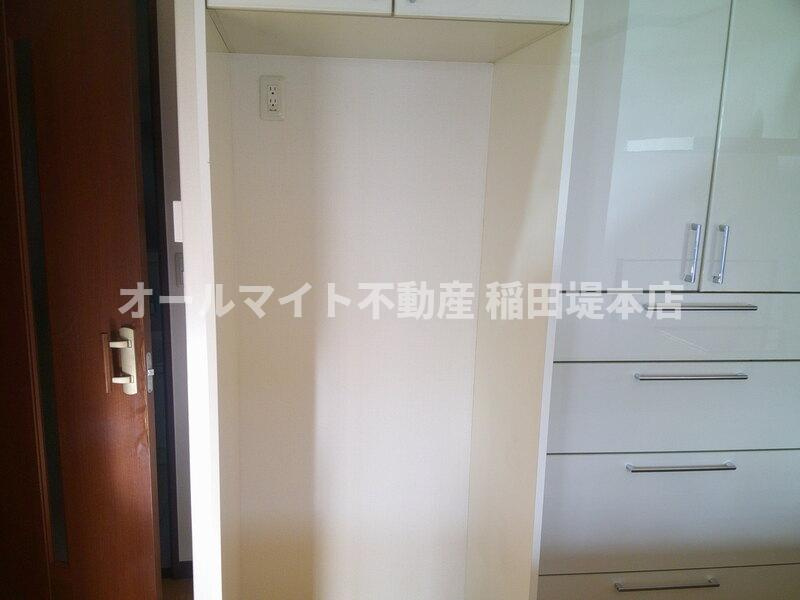 稲城市矢野口のアパートの収納