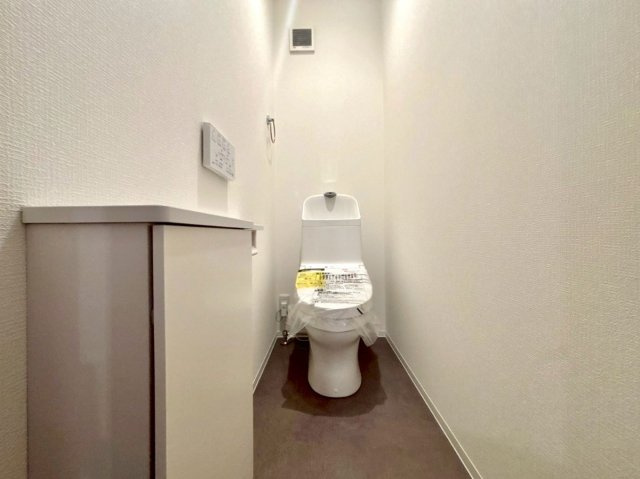 鯖江市東鯖江4丁目　B棟