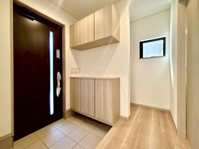 鯖江市東鯖江4丁目　B棟