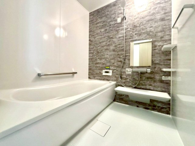 鯖江市東鯖江4丁目　B棟