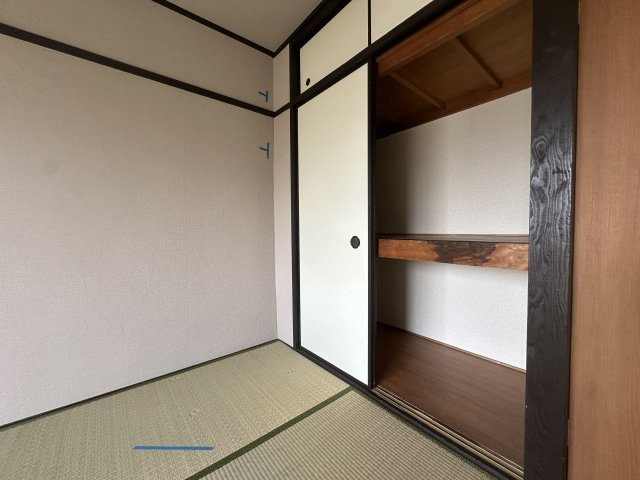 伸晃マンションの収納