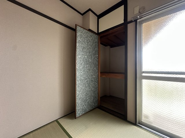 伸晃マンションの和室