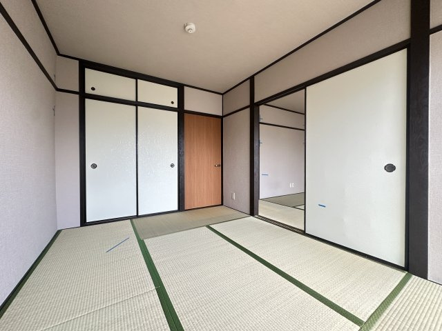 伸晃マンションの寝室