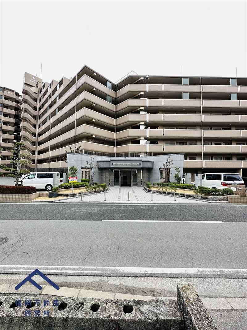 コアマンション和白丘ネクステージA棟の外観