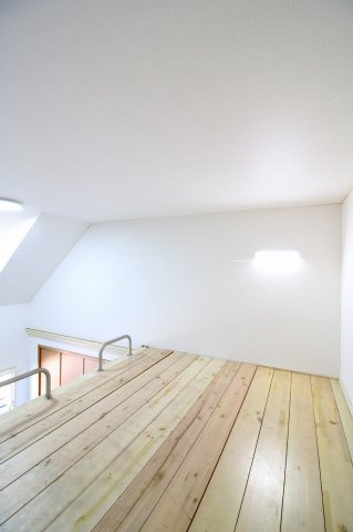 エスポワール泉の内装|退去前の為別部屋になります。