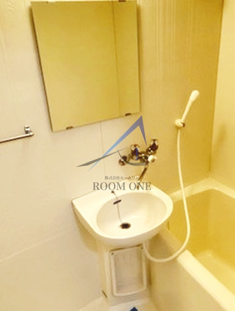 サンノウヤサクビルの洗面所|洗面台です。