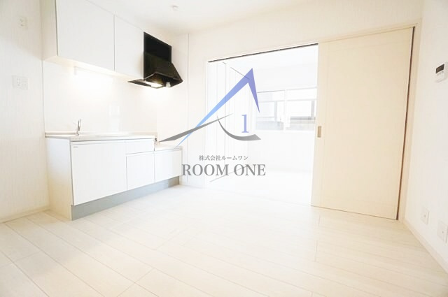 ノーブル蓮根の居間・リビング|洋室のお部屋です。