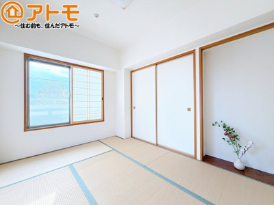 【寝室】 | ファミール幸町 | 収納スペースもしっかり確保したお部屋は、収納家具の数も減らせるのでお部屋を広く使えます！