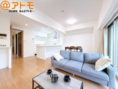 【居間・リビング】 | ファミール幸町 | 家族団らんのイメージは、リビングを思い浮かべませんか？リビングこそ広々としたお部屋が良いですね♪