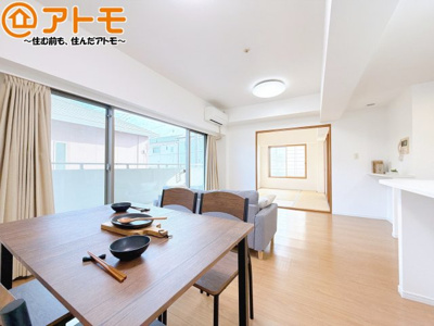 【居間・リビング】 | ファミール幸町 | 日当たりのよいリビングは、一年を通してぽかぽかとしています。家族が自然と集まる空間になりそうですね♪